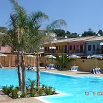 Vacanze Ancora Apartahotel 4*