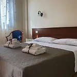 Vacanze Ancora Apartahotel 4*