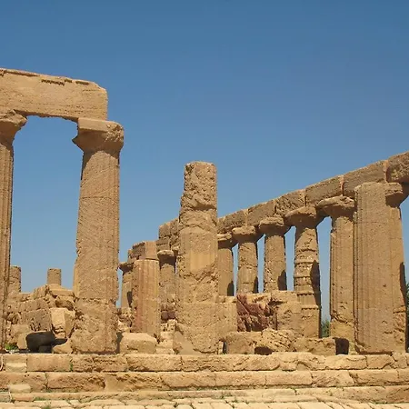 Vacanze Ancora מלון דירות פורטו אמפדוקלה