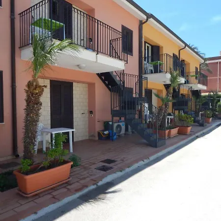 Vacanze Ancora Apartahotel