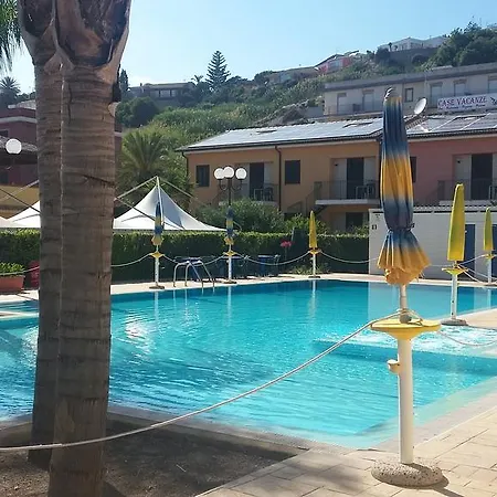 מלון דירות Vacanze Ancora 4*