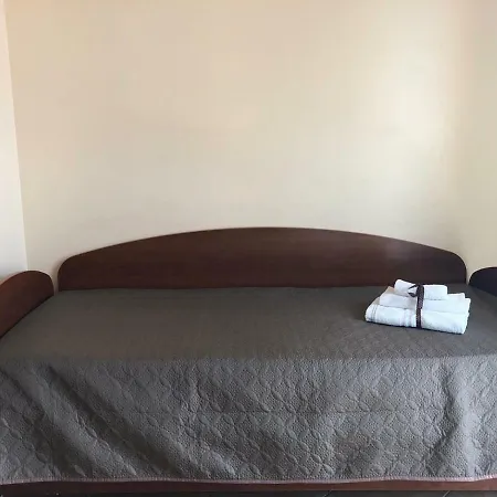 Vacanze Ancora מלון דירות